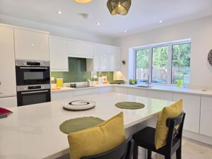 Photo 14- click for photo gallery